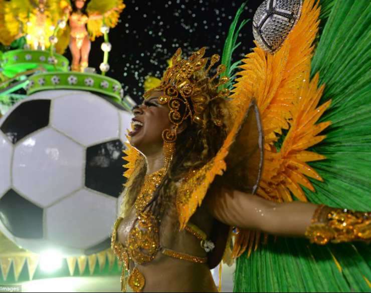 festa Football Carnival Slot Machine